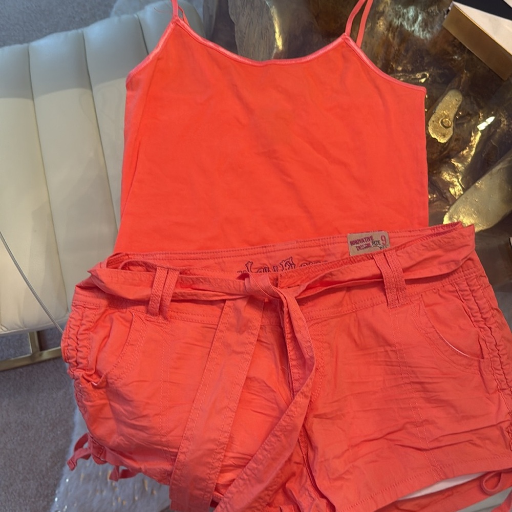 Wallflower Vibrant Orange Set Shorts New sz 9 Tank Sz L